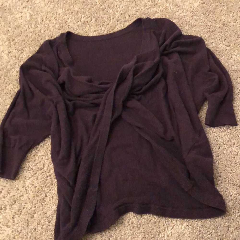 VS sweater